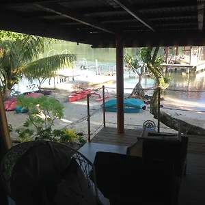 raiatea-sur-mer.frenchpolynesia-hotels.com/